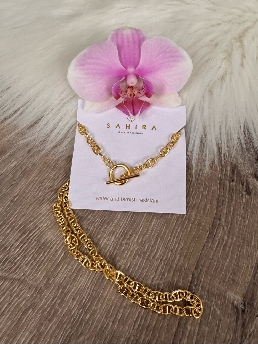 🍁💛SAHIRA Jewelry Taylor Toggle Chain Necklace 18K Gold Plated